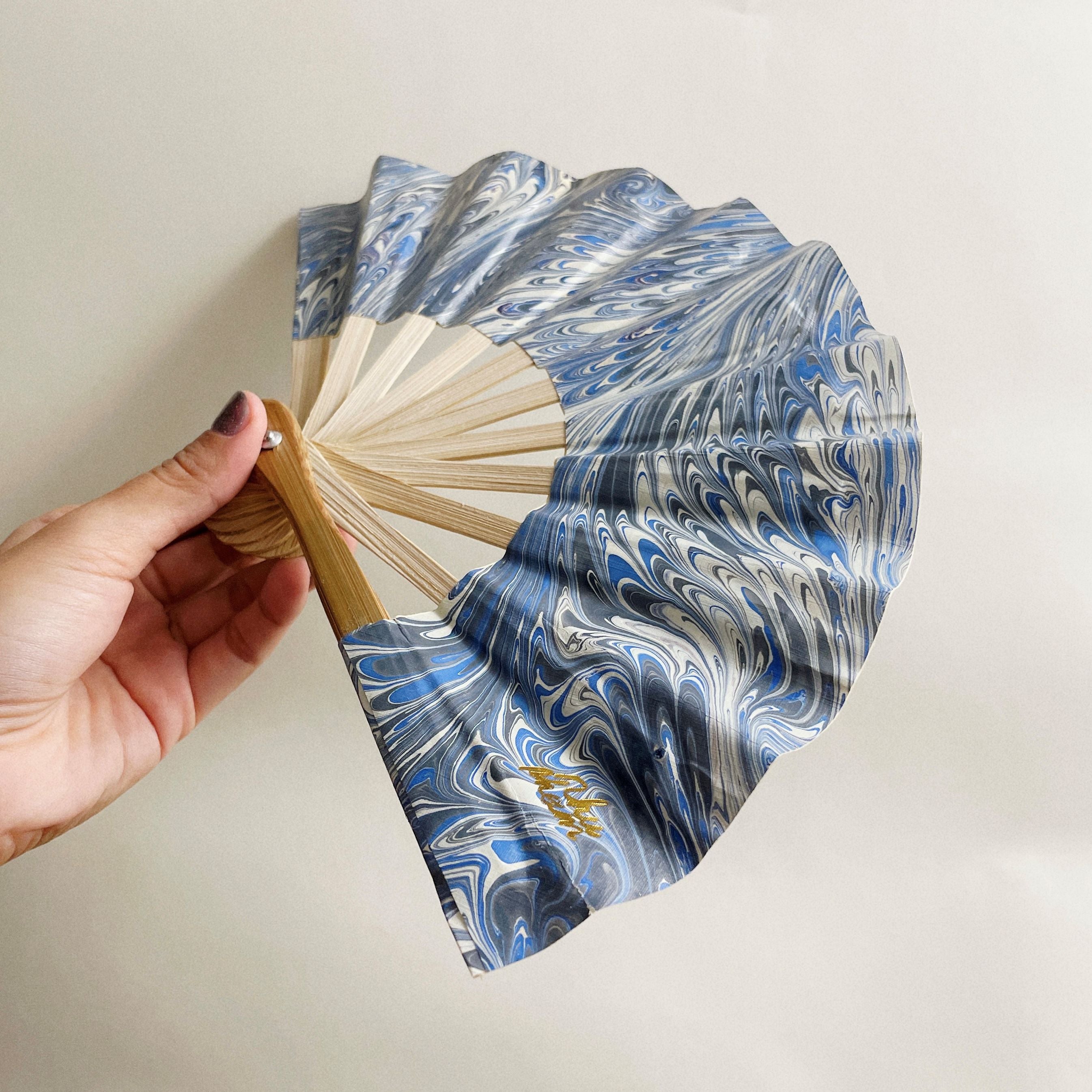 Vietnamese Handfan BLU0002