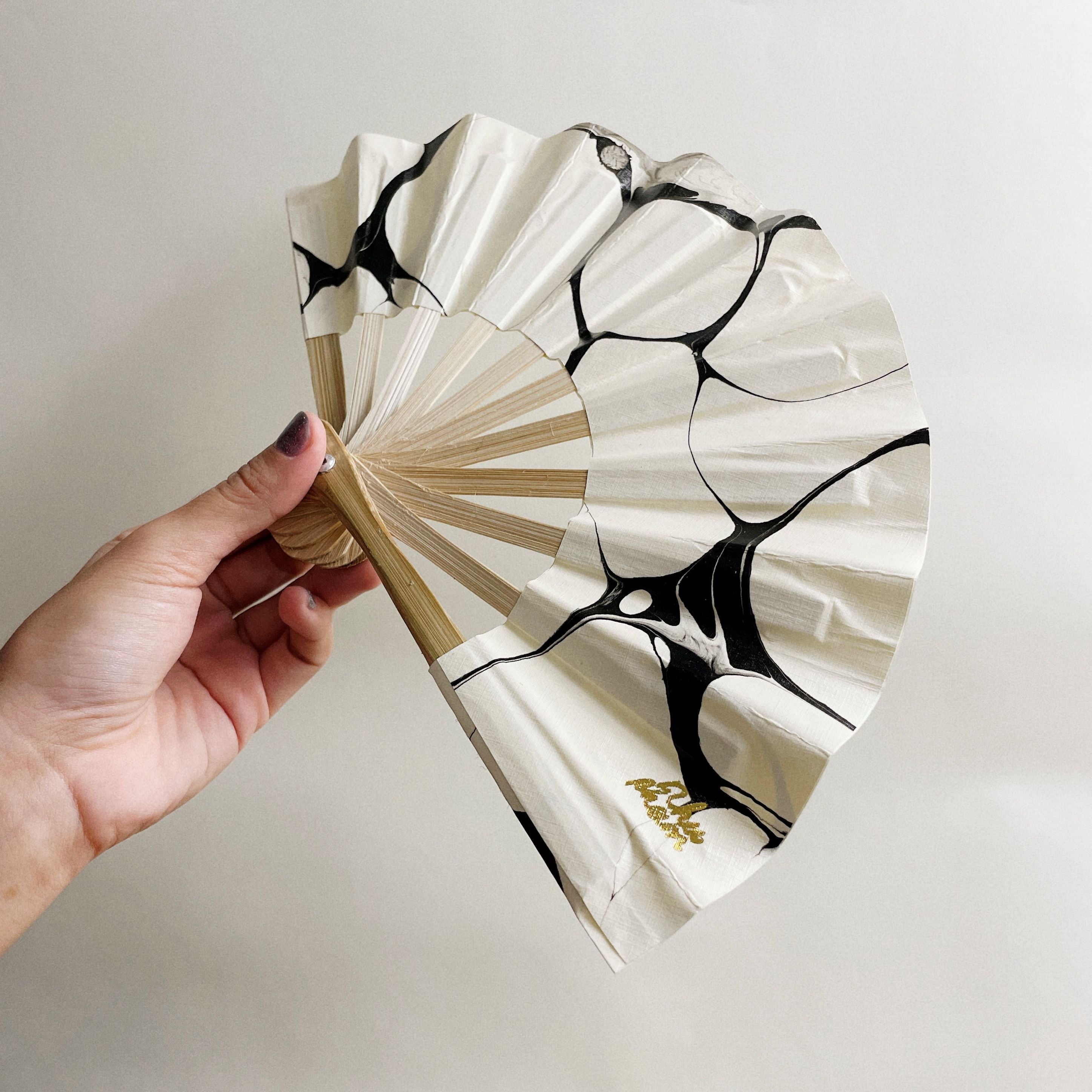 Vietnamese Handfan WHT0002