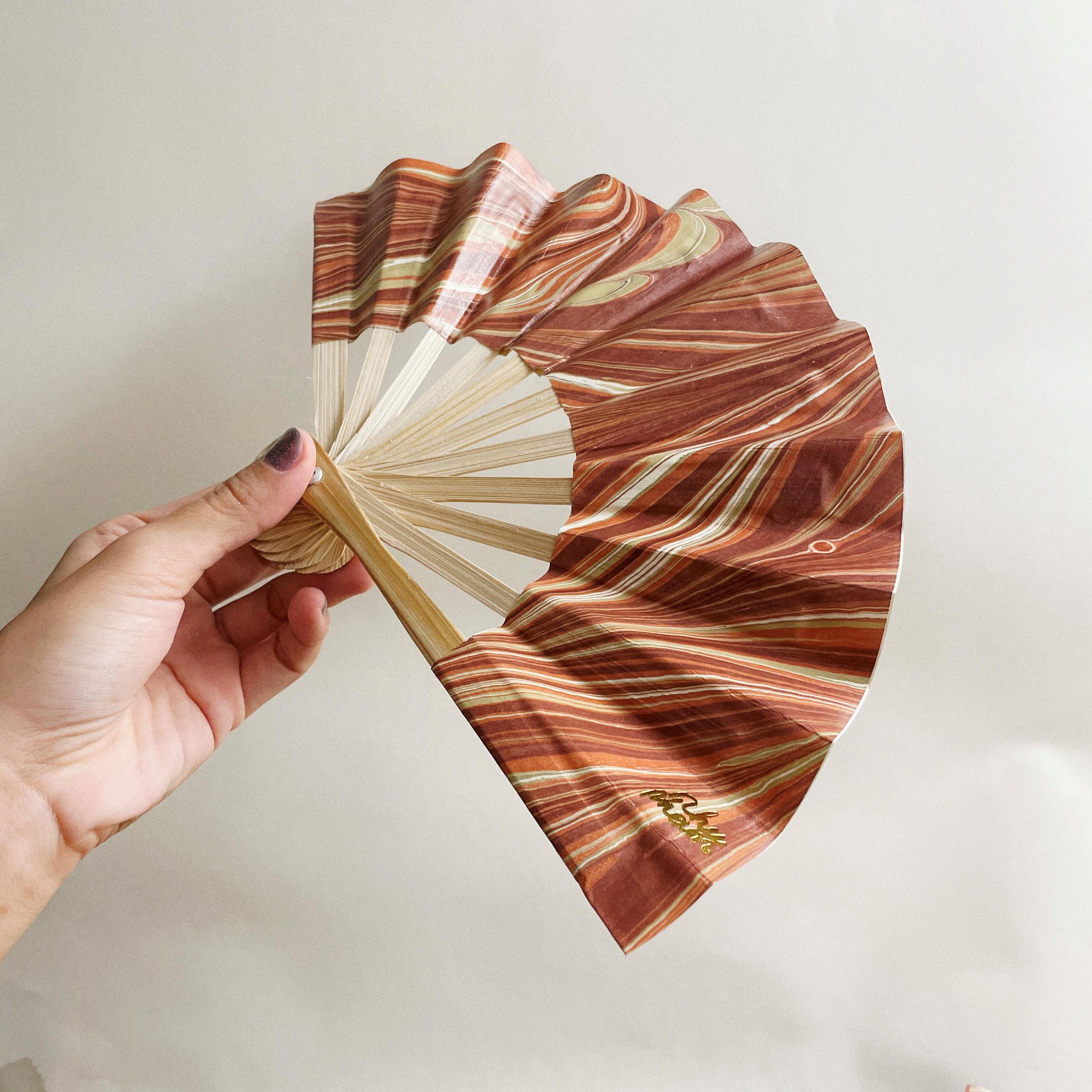 Vietnamese Handfan BRW0002