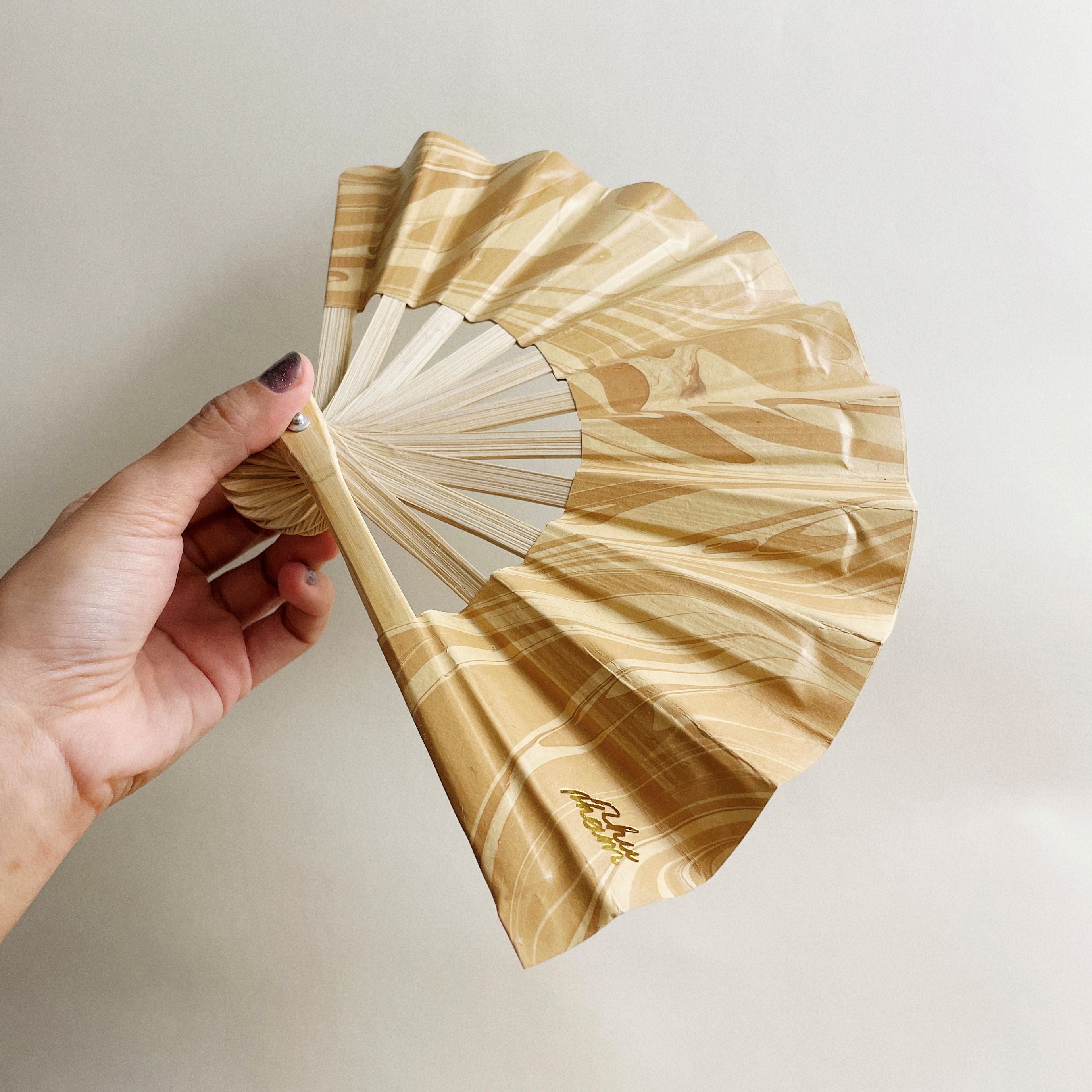 Vietnamese Handfan BE0003